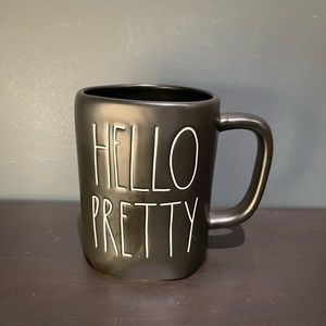 HELLO PRETTY Mug